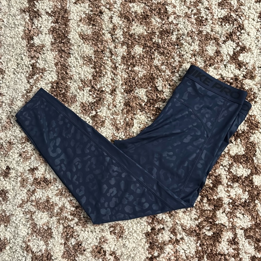 Nike Pro Workout Leggings